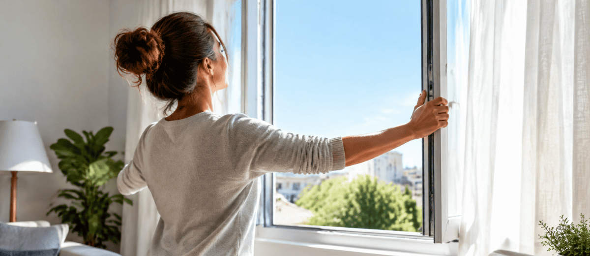 Primeiros passos: ventilar e remover as fontes do cheiro | Casa Sem Perrengue